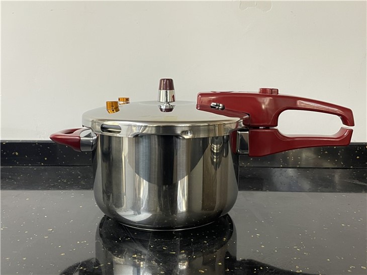 Stainless Steel Pressure Cooker Composed Of Multiple Valves, Full Safety Performance, Suitable For Home And Commercial Use